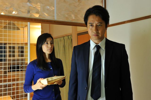谷原章介の鋭いまなざし…「連続ドラマW 犯罪症候群 Season2」：フォトギャラリー