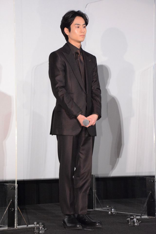 目黒蓮、今田美桜、大西流星ら大正ロマンな衣装で登場！『わたしの幸せな結婚』完成披露舞台あいさつ（3枚目）