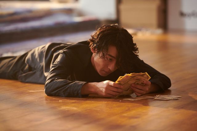 ＜15枚＞佐藤健＆高橋一生が共演！『億男』場面写真（11枚目）