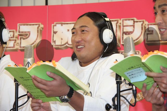 ロバート秋山、ほかの二人にダメだし!?フォトギャラリー（3枚目）