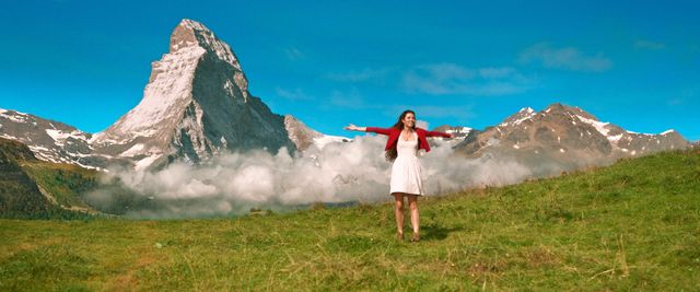 チーズの闇取引中のペーター『マッド・ハイジ』より（4枚目）