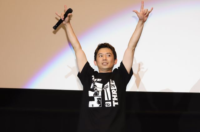 佐藤隆太、岡田義徳、塚本高史が集結！『THE3名様　～リモートだけじゃ無理じゃね？～』初日舞台あいさつ（2枚目）