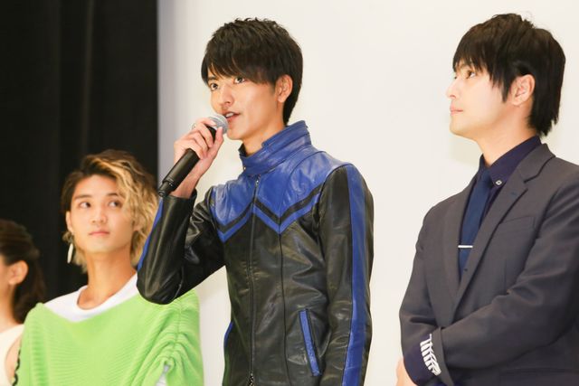 西銘駿の笑顔がキラリ！『劇場版　仮面ライダーゴースト』初日舞台あいさつフォトギャラリー（3枚目）