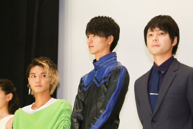 西銘駿の笑顔がキラリ！『劇場版　仮面ライダーゴースト』初日舞台あいさつフォトギャラリー（17枚目）
