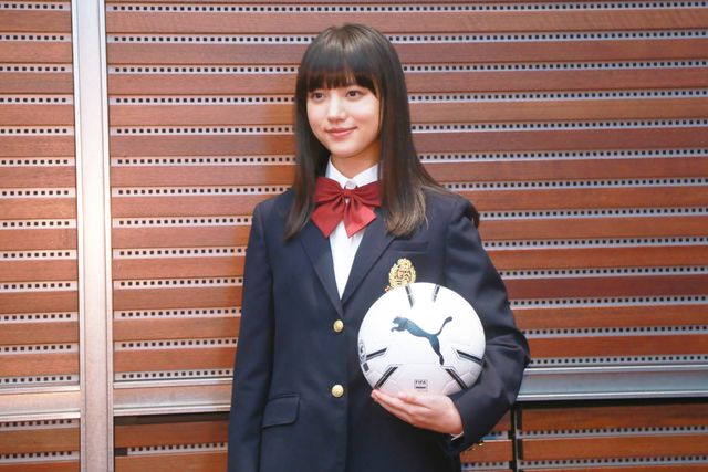 清原果耶が制服姿で応援マネージャーに意気込み！（5枚目）