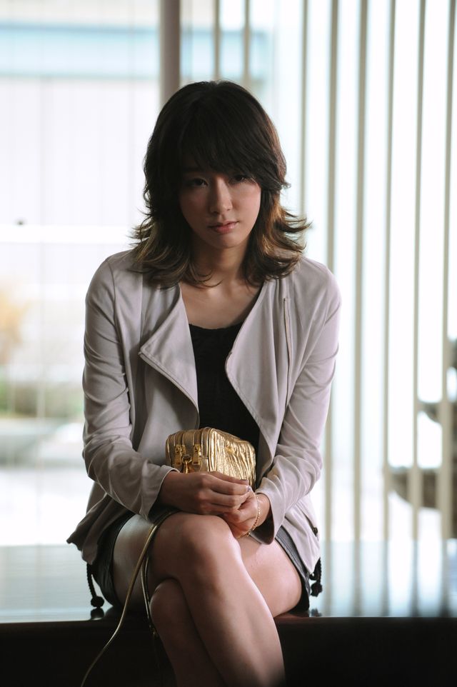 水川あさみのセクシー過ぎるホステス嬢ルック（3枚目）