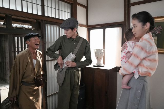 新曲に悩む羽鳥（草なぎ剛）がある日…「ブギウギ」第89回の場面写真（5枚目）