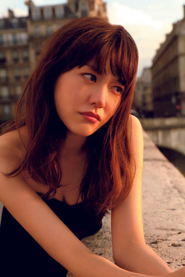 汚れた桐谷美玲…ファースト写真集「失恋、旅行、パリ。」【フォトギャラリー】（4枚目）