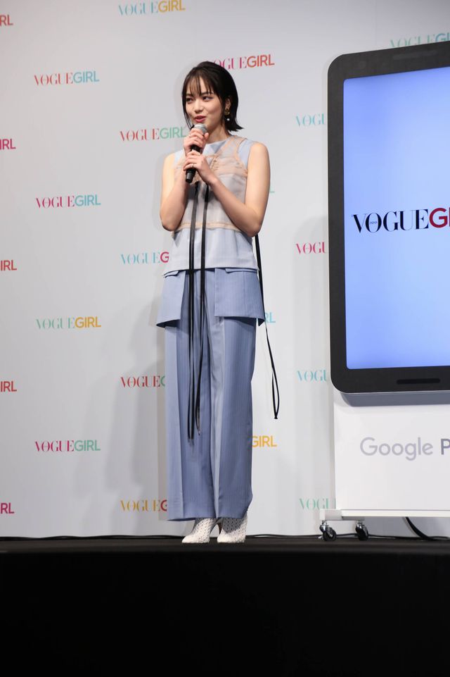 小松菜奈、占い師・しいたけ.と笑顔でトーク「VOGUE GIRL」特別増刊号出版発表会（2枚目）