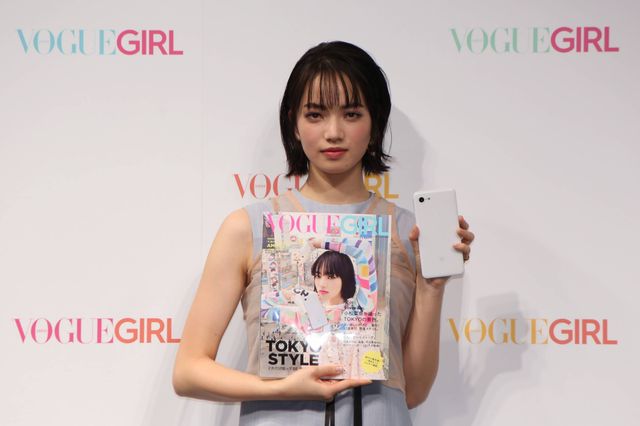 小松菜奈、占い師・しいたけ.と笑顔でトーク「VOGUE GIRL」特別増刊号出版発表会（11枚目）