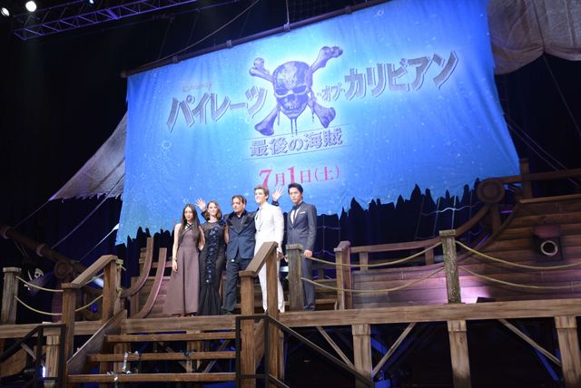 ジョニー・デップ、中川大志＆栗山千明に再会ハグも！『パイレーツ・オブ・カリビアン／最後の海賊』夏祭りプレミア！（10枚目）