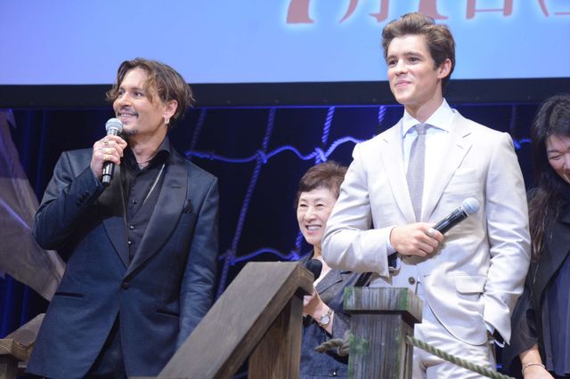 ジョニー・デップ、中川大志＆栗山千明に再会ハグも！『パイレーツ・オブ・カリビアン／最後の海賊』夏祭りプレミア！（14枚目）