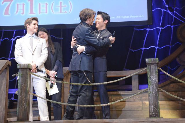 ジョニー・デップ、中川大志＆栗山千明に再会ハグも！『パイレーツ・オブ・カリビアン／最後の海賊』夏祭りプレミア！（23枚目）