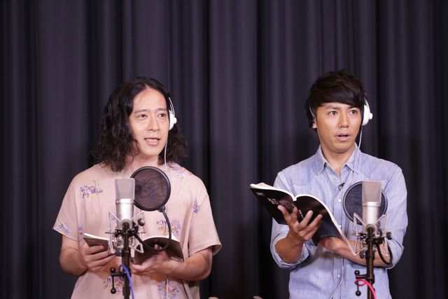 綾部が胸毛露出！映画『猿の惑星:新世紀(ライジング)』公開アフレコ写真ギャラリー（2枚目）