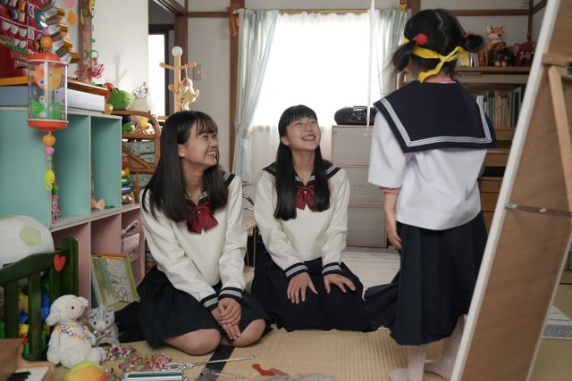 中学生の歩は親友の真紀ちゃんと…朝ドラ「おむすび」第17回：フォトギャラリー