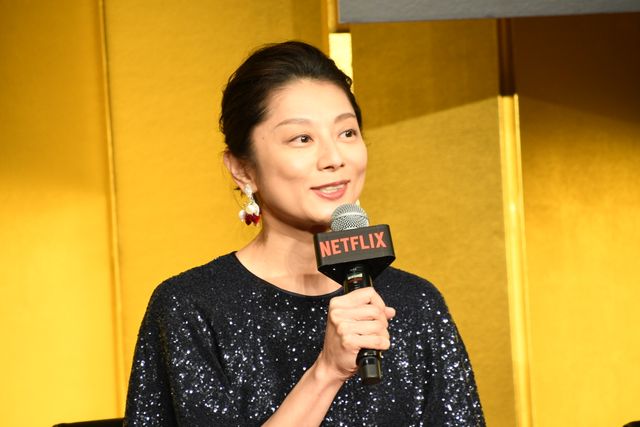 綾野剛、豊川悦司らNetflix「地面師たち」完成報告会の模様（21枚目）