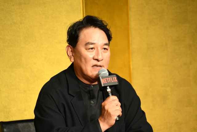 綾野剛、豊川悦司らNetflix「地面師たち」完成報告会の模様（23枚目）
