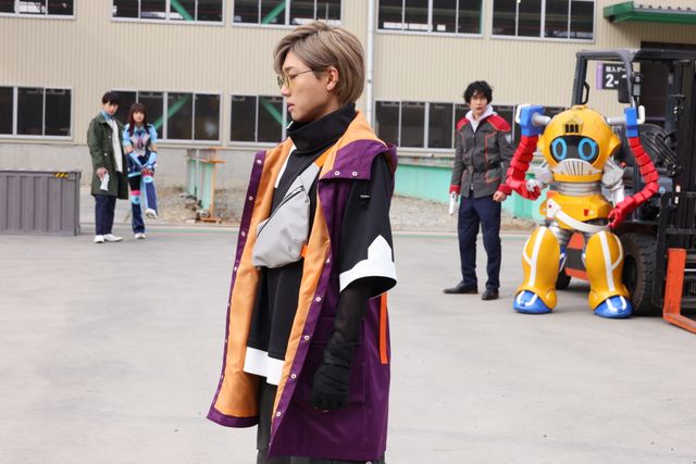 7ORDER安井謙太郎が初蒸着！「超宇宙刑事ギャバン インフィニティ」第10話場面写真（2枚目）