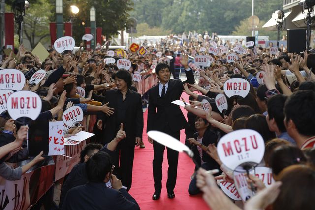 西島秀俊、北九州凱旋に1,500人殺到!フォトギャラリー:フォトギャラリー