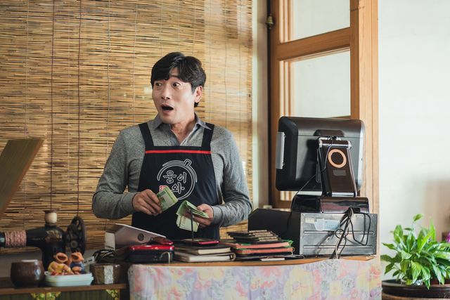 キム・ソンチョル演じるジウンが切ない！韓国ドラマ「その年、私たちは」場面カット（26枚目）