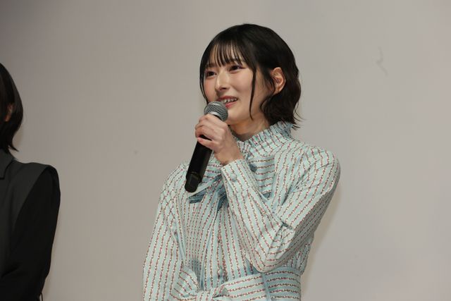 『野球どアホウ未亡人』の監督最新作！吉田伶香主演『翔んだタックル大旋風』初日舞台あいさつ（5枚目）