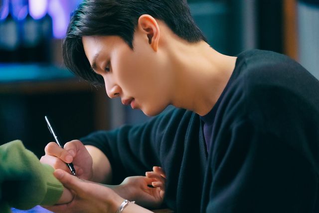 ソン・ガン＆ハン・ソヒが美しすぎる！韓国ドラマ「わかっていても」場面カット（10枚目）