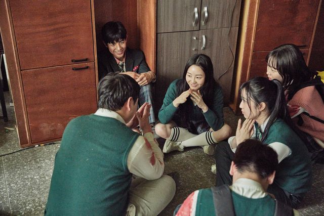 Netflix「今、私たちの学校は…」ほっこりメイキングカット（3枚目）