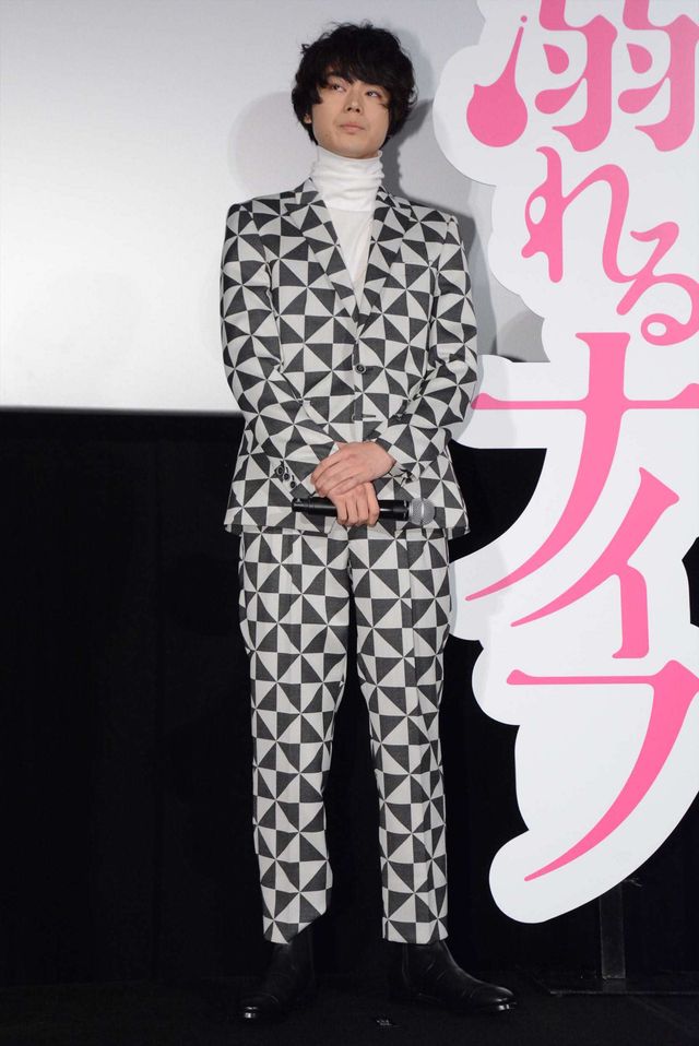 菅田将暉、最新胸キュンシーン“顔ペロ”の「超絶ヤバイ」評価に安心　画像ギャラリー（12枚目）