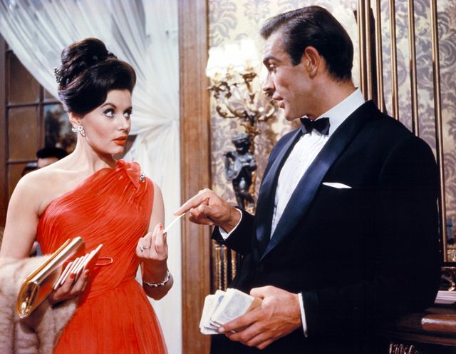 『007/ドクター・ノオ』でショーン・コネリーと共演するユーニス・ゲイソンさん　ご冥福をお祈りいたします