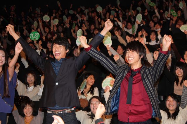 「仮面ライダーフォーゼ」コンビ・福士蒼汰＆吉沢亮が、SFサスペンスで再タッグ！　画像ギャラリー（6枚目）