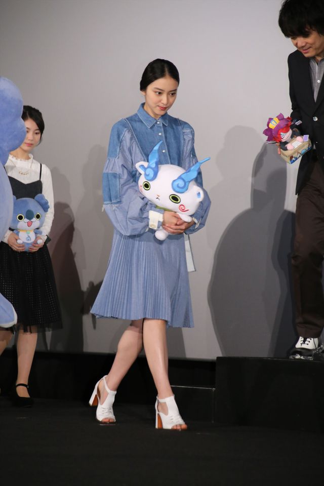 イケメンスマイルがまぶしい……!!『映画　妖怪ウォッチ　空飛ぶクジラとダブル世界の大冒険だニャン！』初日舞台あいさつフォトギャラリー（22枚目）