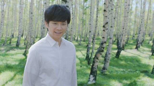 渡部建＆佐々木希が夫婦共演！新CMより（6枚目）