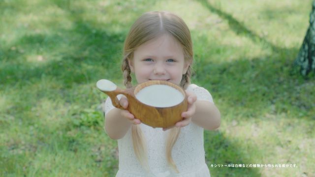 渡部建＆佐々木希が夫婦共演！新CMより（7枚目）