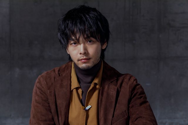 中村倫也、撮りおろしインタビューカット（3枚目）