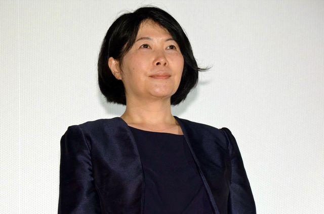 樹木希林と山崎努、仲良く腕組み『モリのいる場所』初日舞台あいさつ（6枚目）