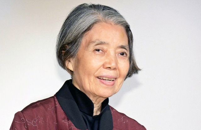 樹木希林と山崎努、仲良く腕組み『モリのいる場所』初日舞台あいさつ（9枚目）