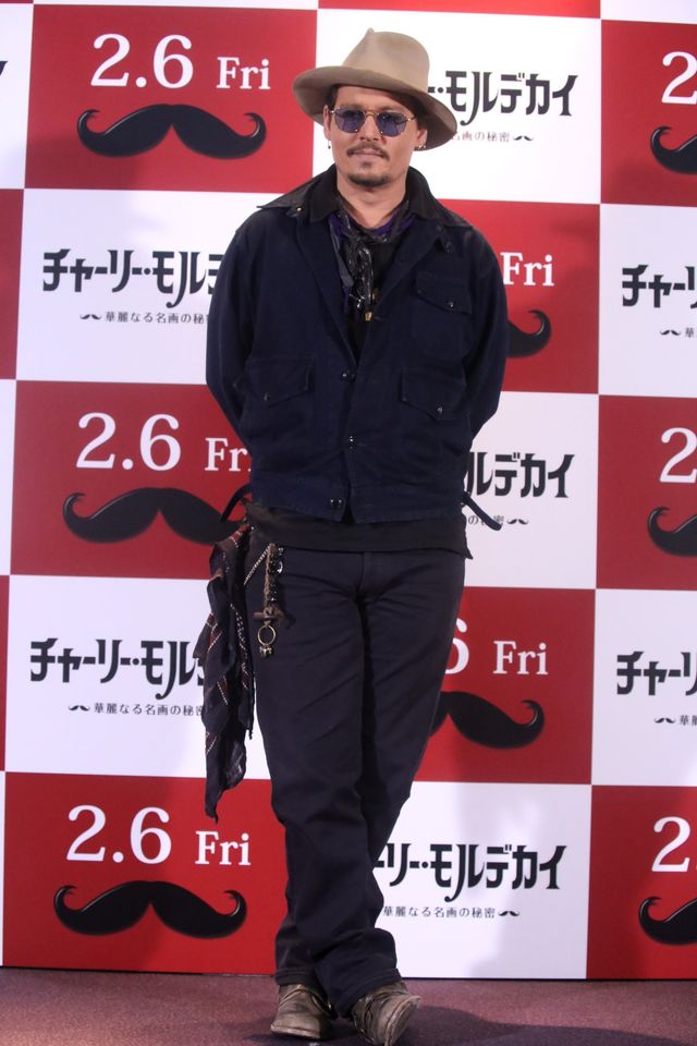 ジョニデがちらり！来日会見フォトギャラリー（4枚目）