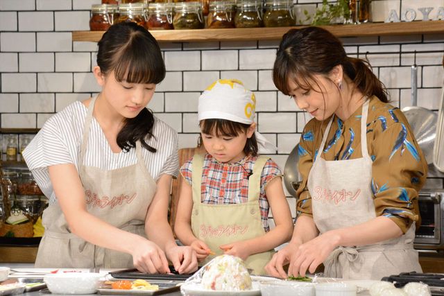 『君の名は。』新海誠の娘だった！天才子役・新津ちせちゃんがカワイイ（9枚目）