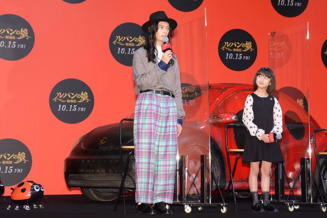 深田恭子、 白いワンピース姿がキレイ！『劇場版 ルパンの娘』公開直前イベント（17枚目）