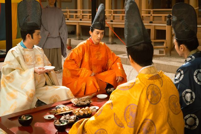 「光る君へ」F4の宴席に登場した料理　第30回場面写真（2枚目）