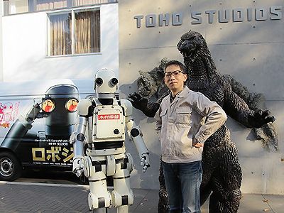 “ロボット”ニュー潮風と共に全国キャラバンへと旅立った矢口史靖監督