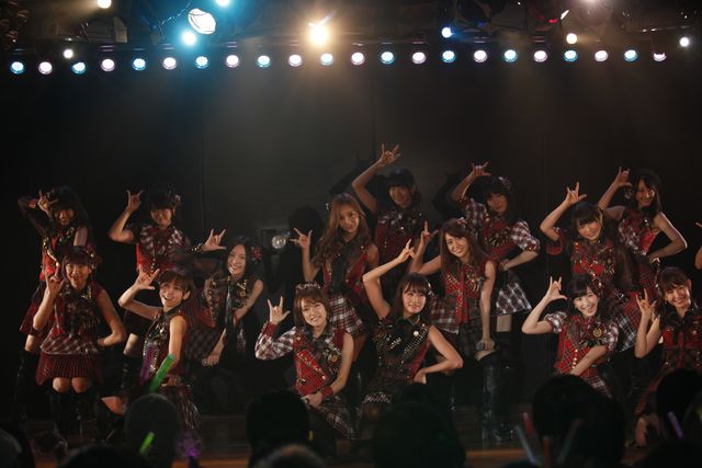 「AKB48劇場 前田敦子卒業公演」ギャラリー（7枚目）