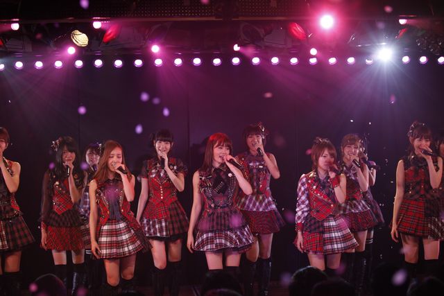 「AKB48劇場 前田敦子卒業公演」ギャラリー（9枚目）