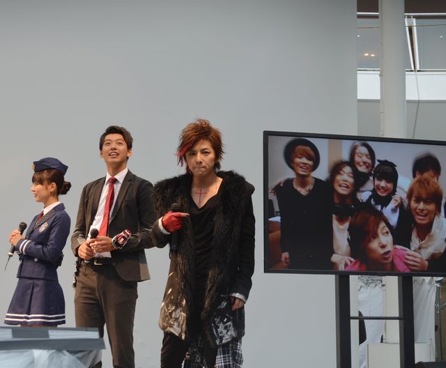 松岡充、熱唱！「仮面ライダードライブ」イベントフォトギャラリー（5枚目）