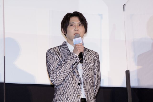 志尊淳＆広瀬アリスら登壇！映画『バブル』初日舞台あいさつ（15枚目）