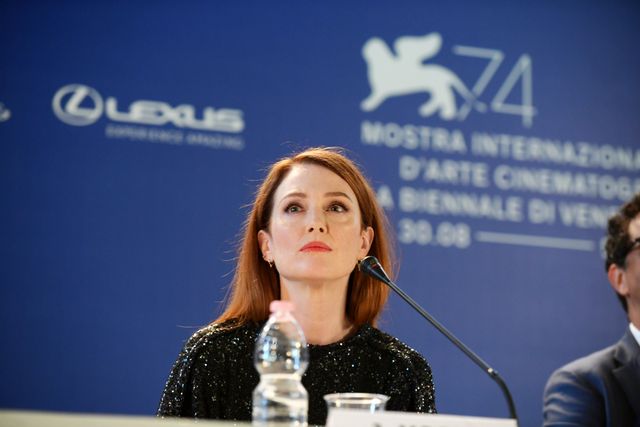 ジョージ・クルーニー監督作会見でこの笑顔！マット・デイモン＆ジュリアン・ムーアらスター集結！（3枚目）