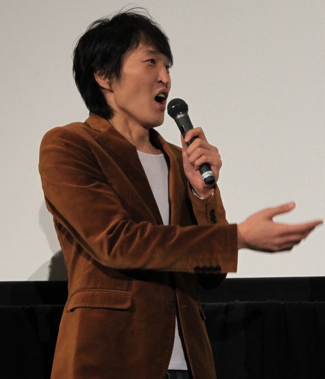 DVD「千原ジュニア 本当のプライベート正月旅行ヨーロッパ男4人旅 2011.1.2～1.11」発売記念トークイベントフォトギャラリー（7枚目）