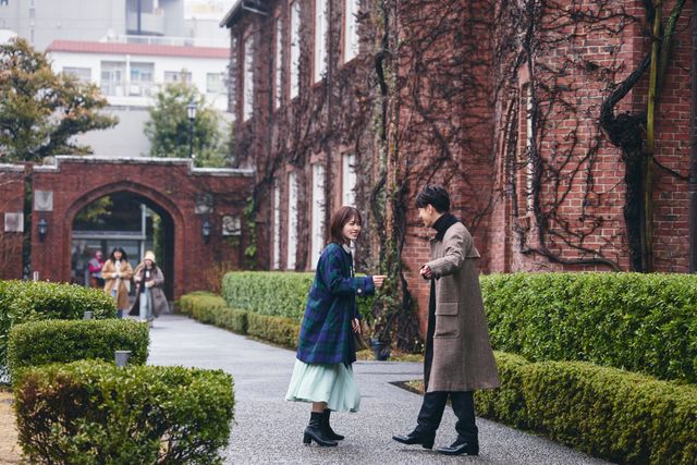 小芝風花、佐藤健、横山裕、白石聖「私の夫と結婚して」笑顔あふれるメイキング＜7枚＞（6枚目）