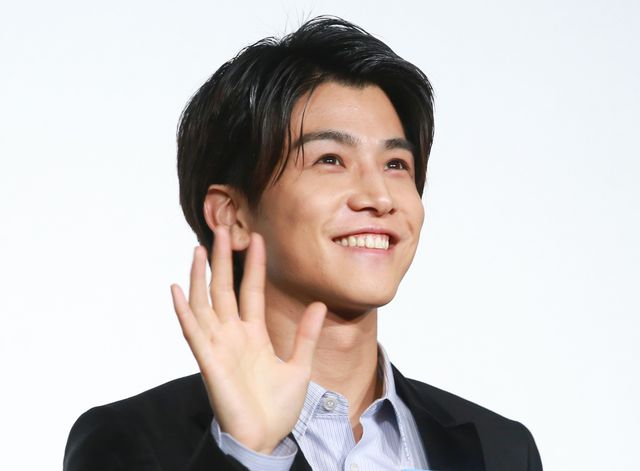 岩田剛典＆杉咲花、爽やか笑顔で手を振る！『パーフェクトワールド』スペシャルトークイベント（2枚目）