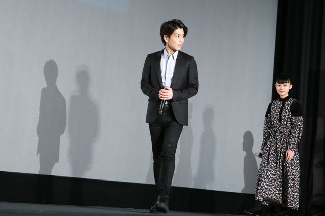 岩田剛典＆杉咲花、爽やか笑顔で手を振る！『パーフェクトワールド』スペシャルトークイベント（3枚目）